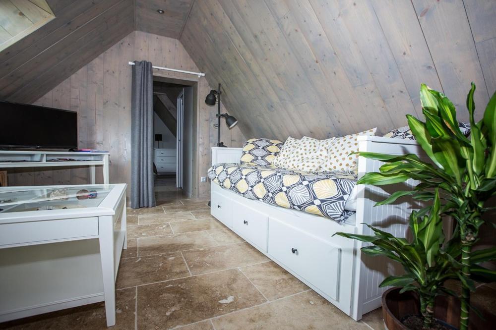 Вилла Chez Caro Sennevieres Экстерьер фото